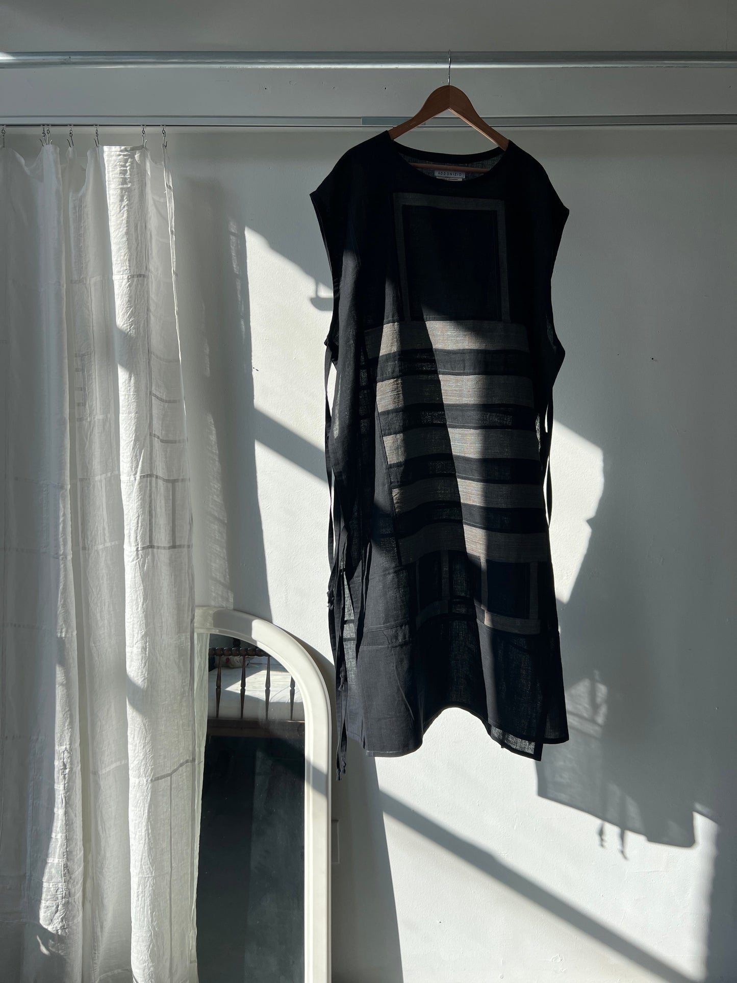 tie side smocks