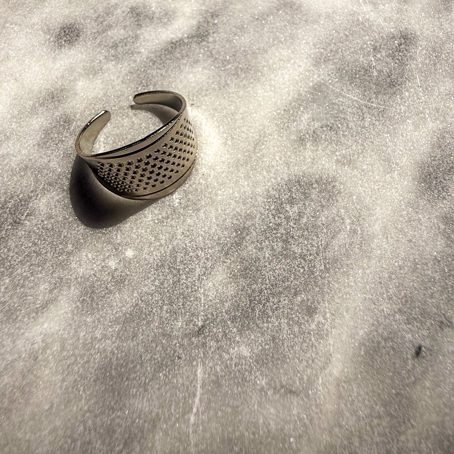 Adjustable Ring Thimble - Knuckle