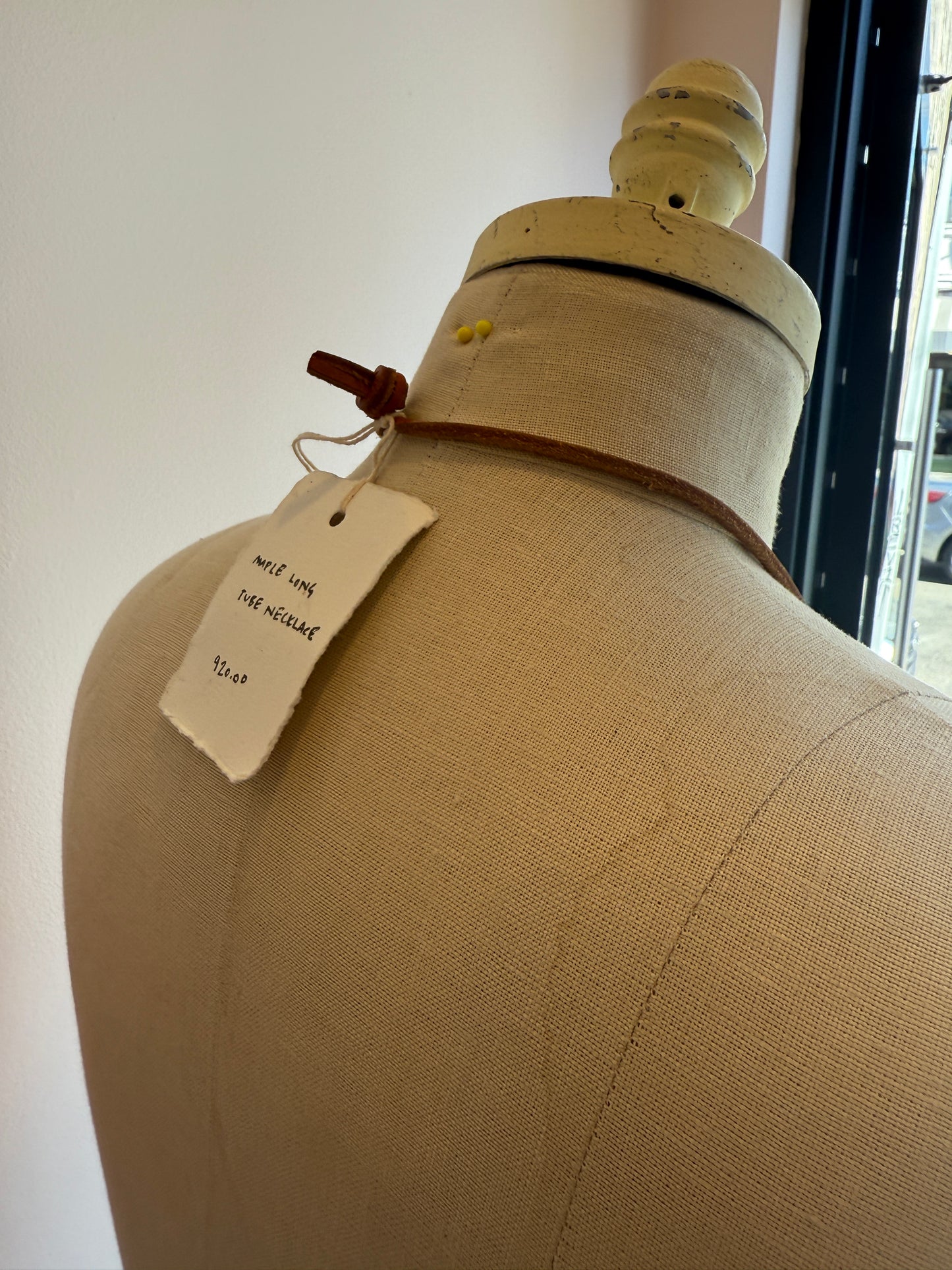 Maple Long Tube Necklace