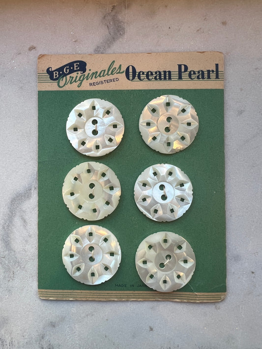 BGE Ocean Pearl Buttons
