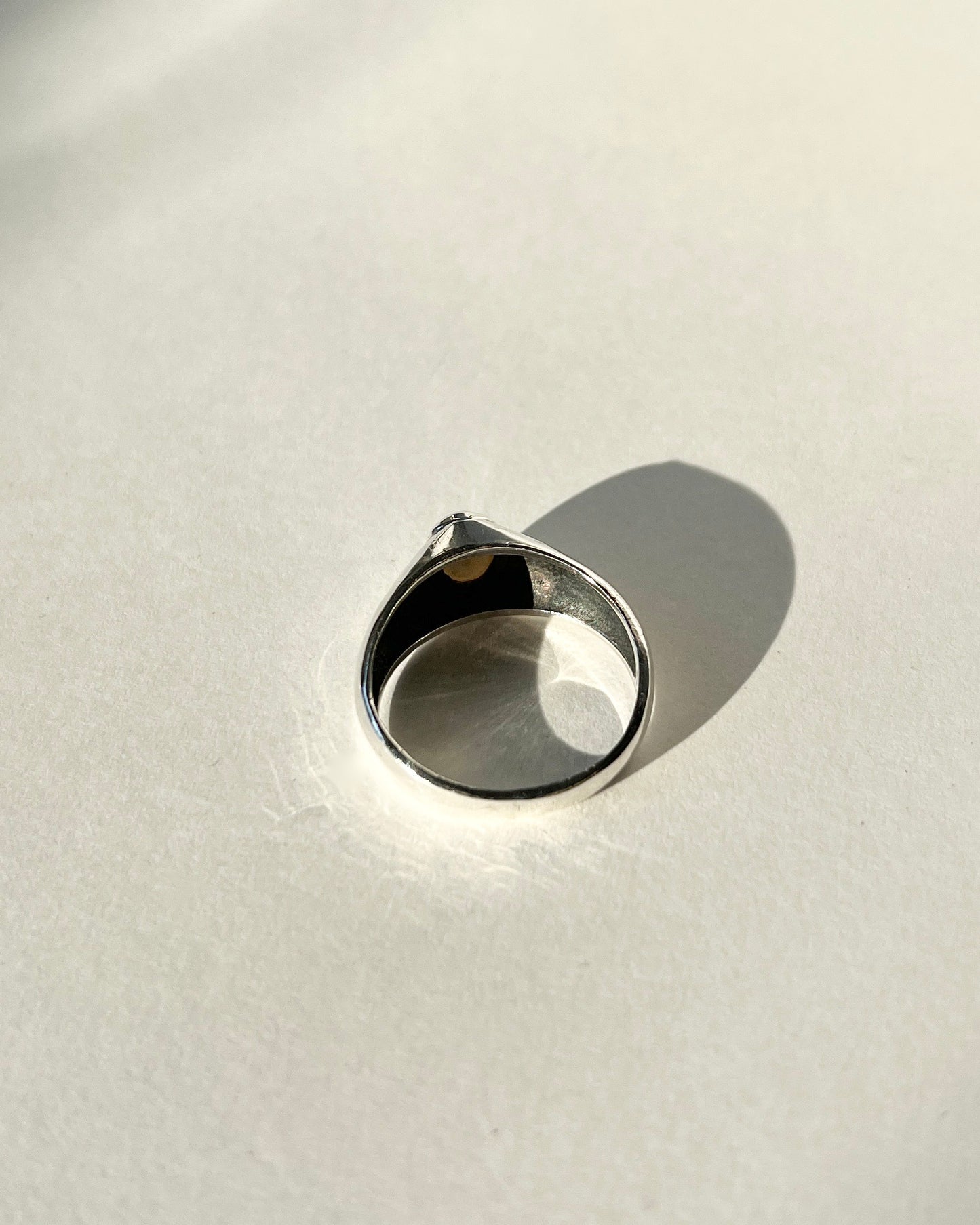 pearl or onyx cabochon silver ring