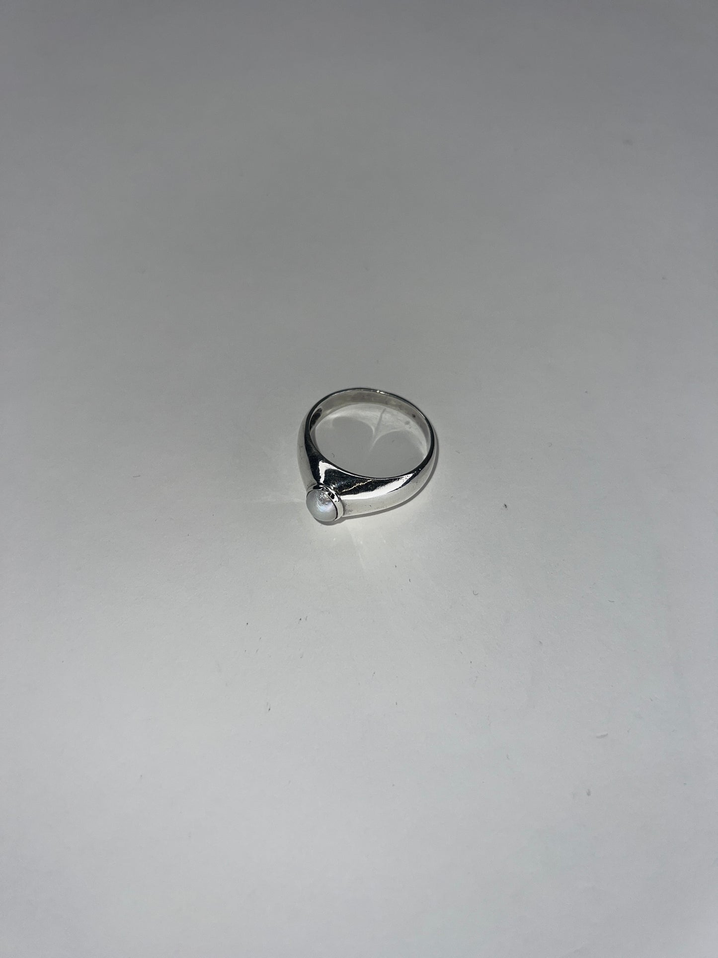 pearl or onyx cabochon silver ring
